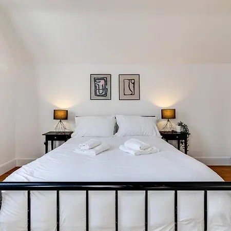 Luxury 2 Bed Apartment In The Heart Of Chester Exterior photo