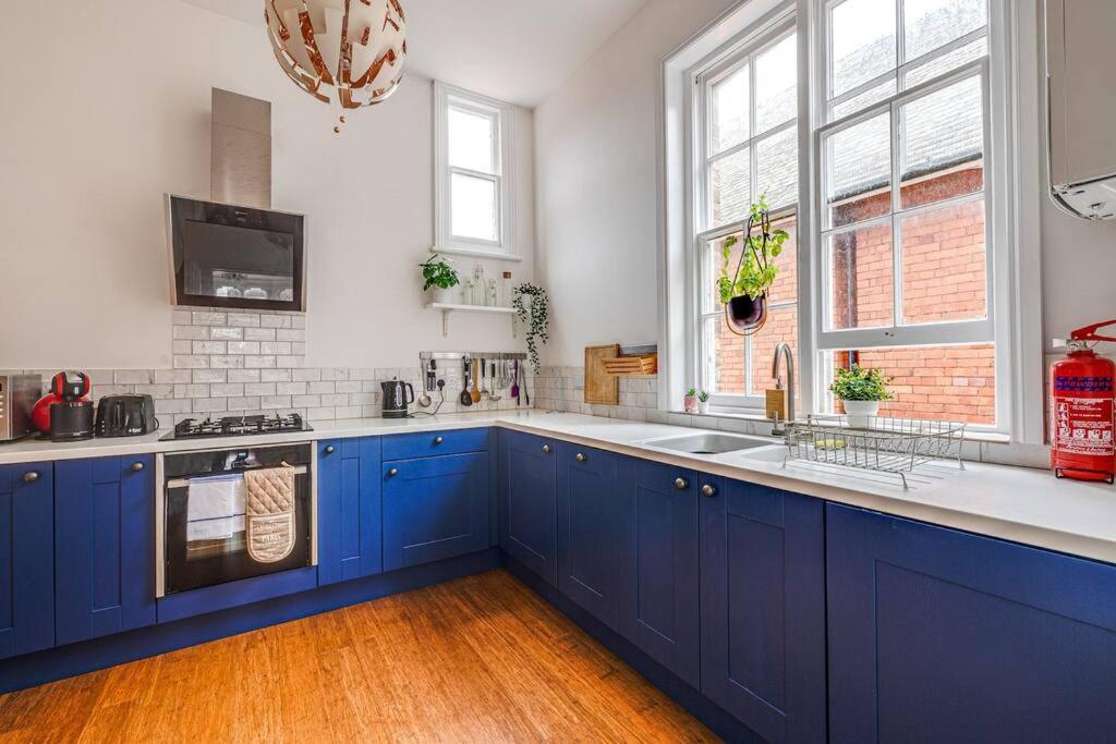 Luxury 2 Bed In The Heart Of Apartment *