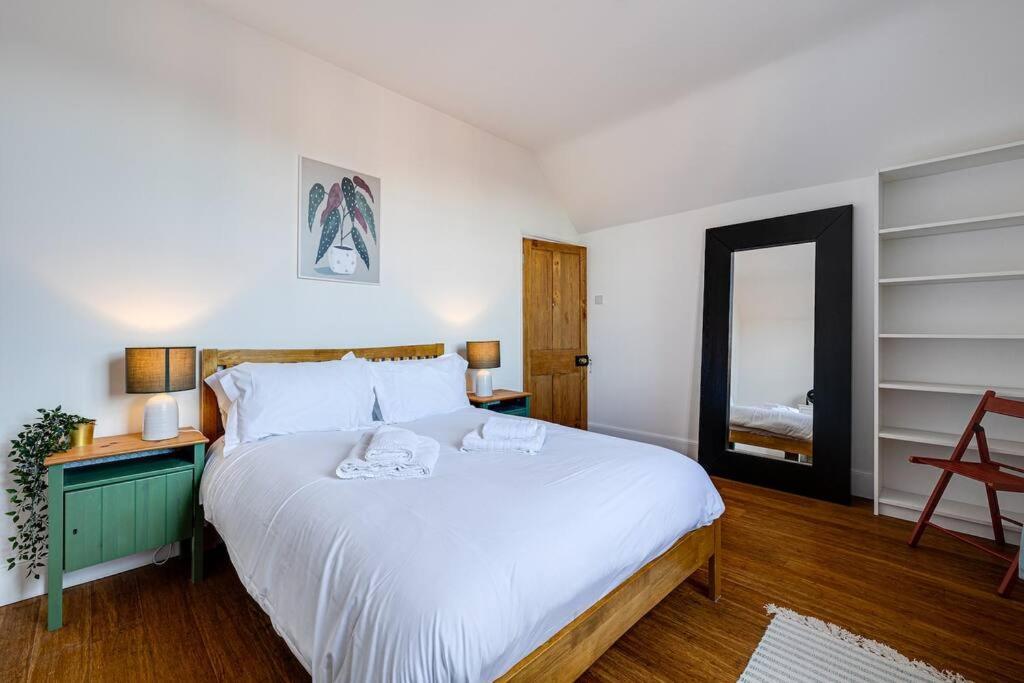 Luxury 2 Bed In The Heart Of Apartment